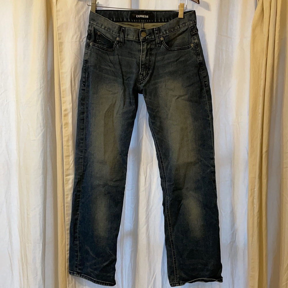 Express Men’s Loose Bootcut Jeans